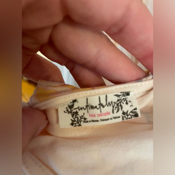 Free People - Matilda Floral Ruffled Sleeve Bodysuit - Picture 7 of 7